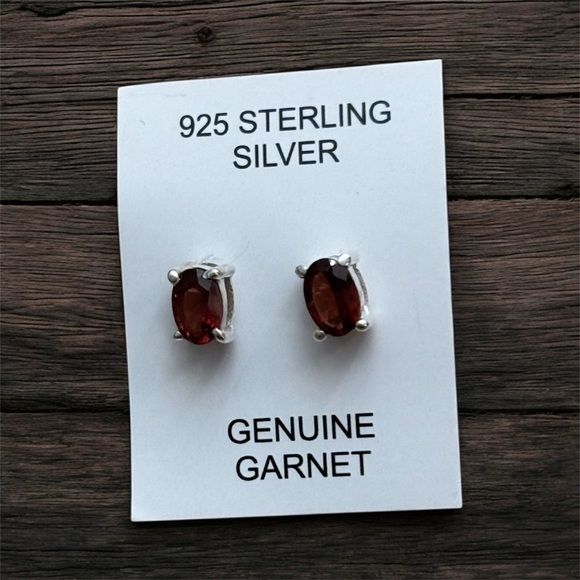 NWOT Natural Garnet and .925 Sterling Silver earrings. - Picture 2 of 3